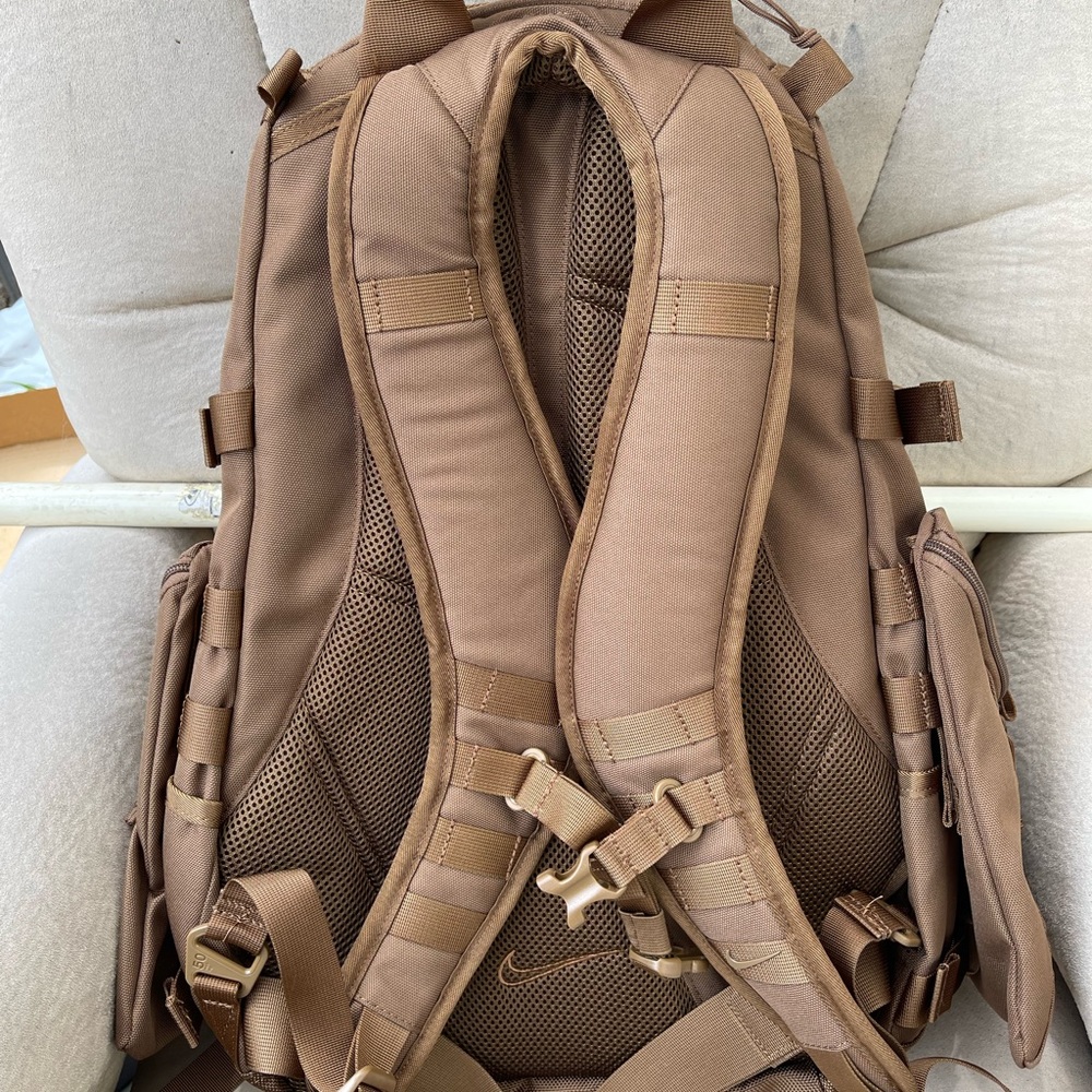 Nike SFS Responders Backpack - Picture 3 of 8